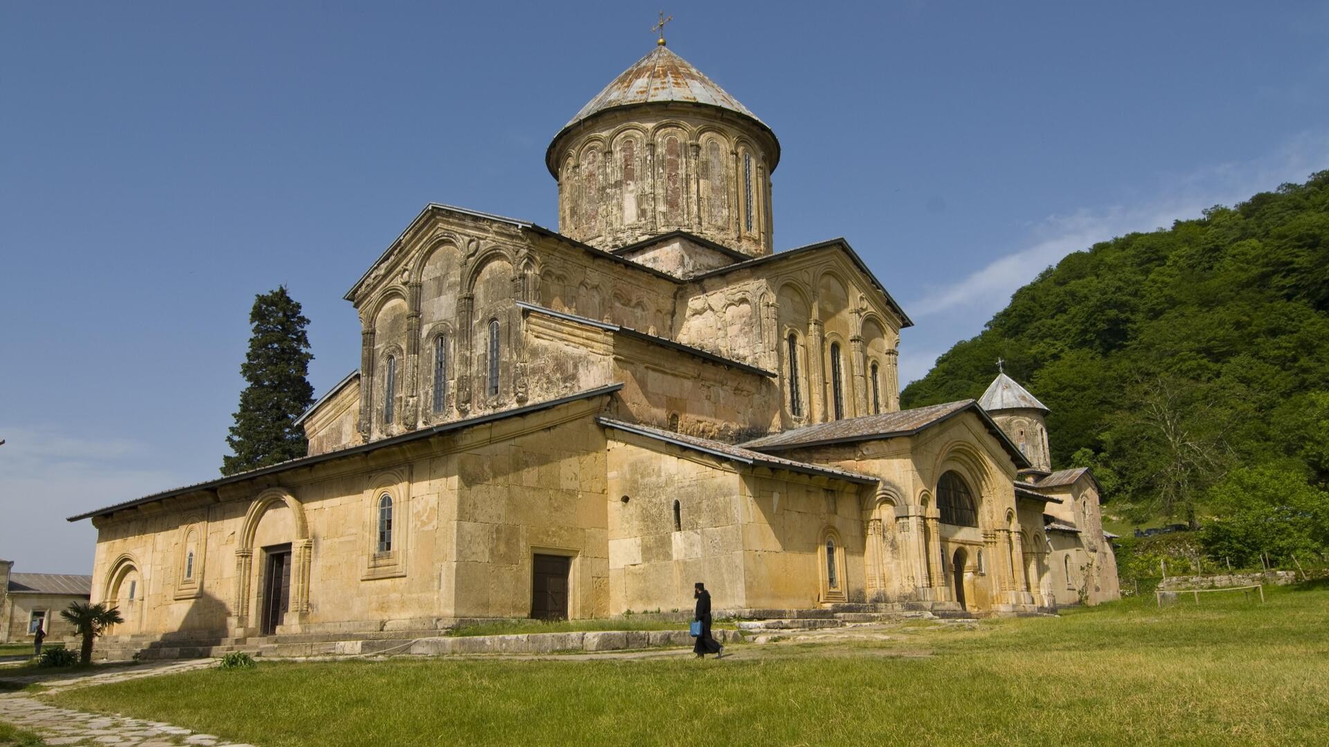 Гелатский монастырь, Кутаиси, Грузия.