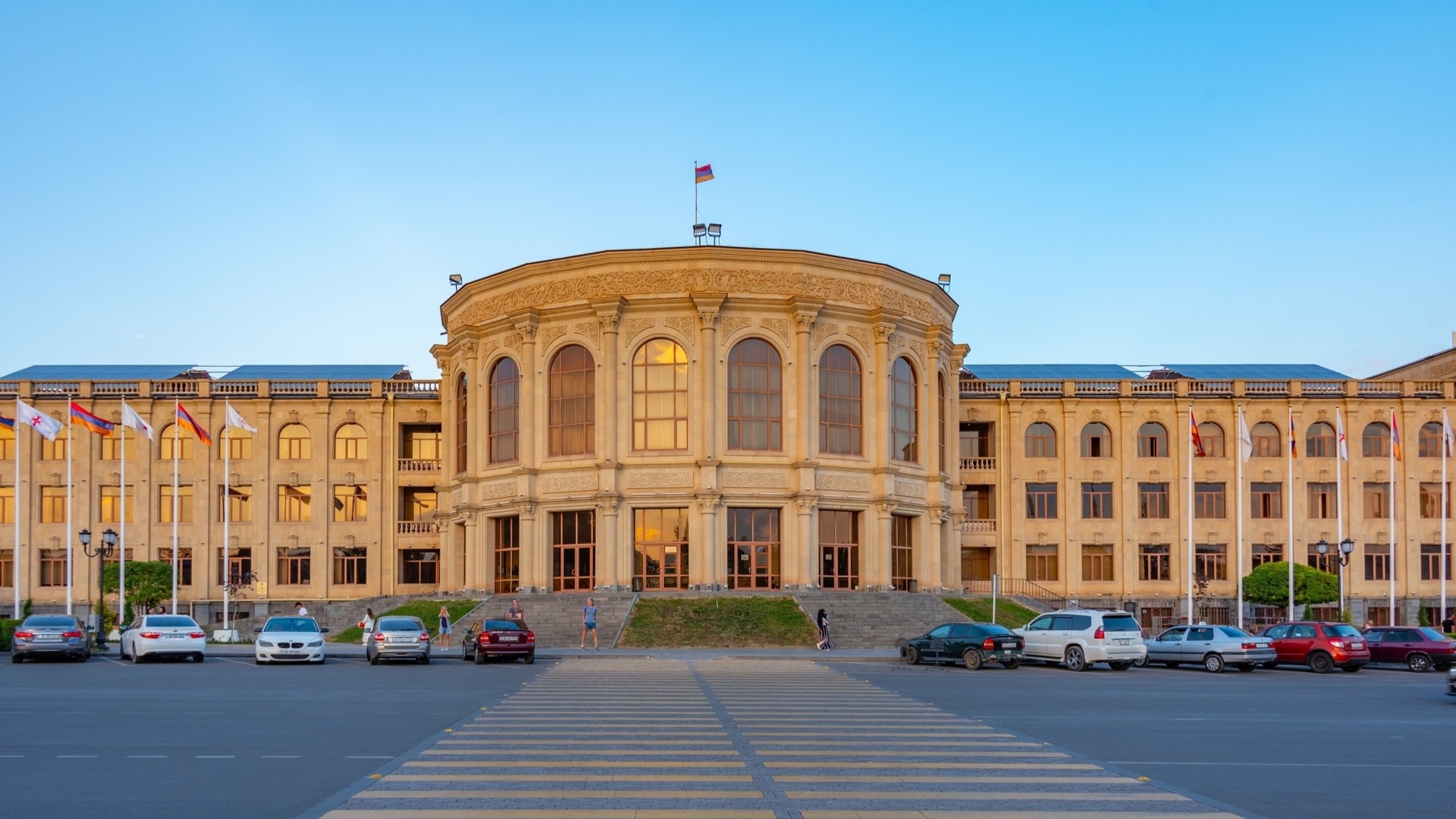 Закат в Гюмри, Армения.