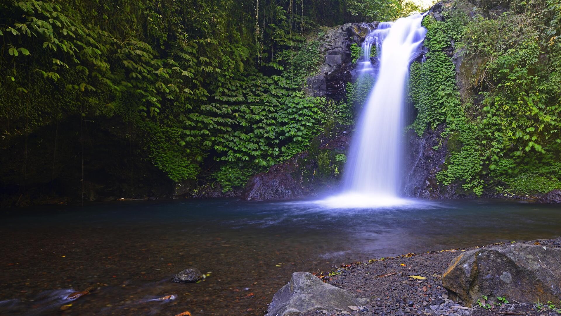 Водопад Гит-Гит, остров Бали.